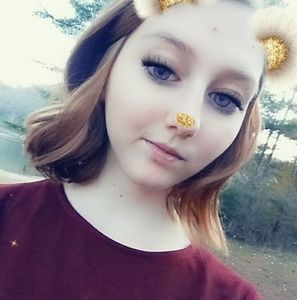 Meet your Posher, Katelyn